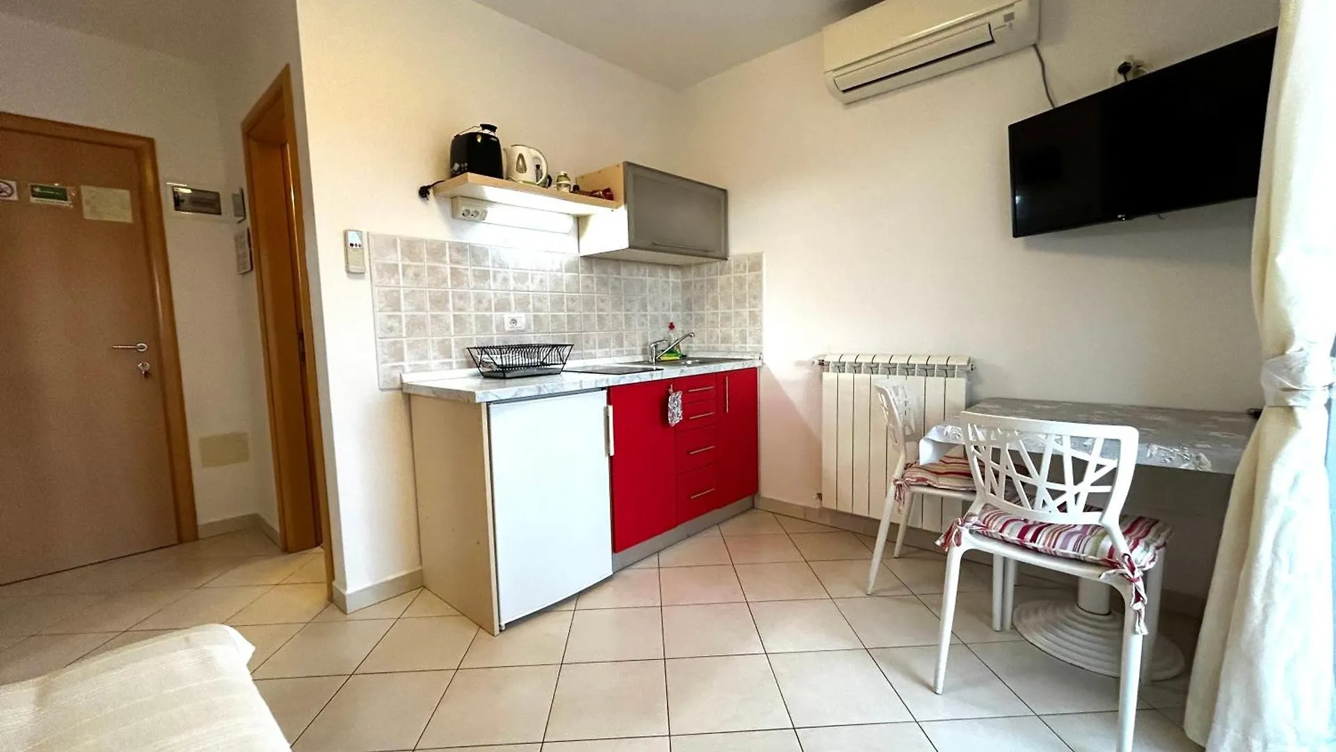 Guest House Gloria Novigrad  Croatia